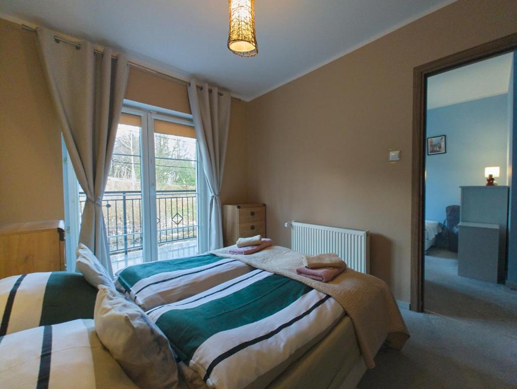 Apartament Cristal 스클라르스카포렘바 외부 사진